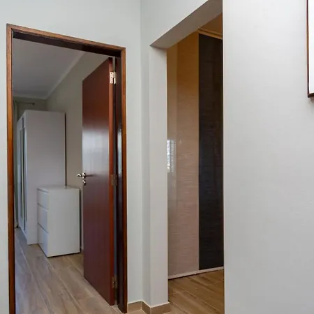 아파트 Comfort 1bdr W/pool By Lovelystay