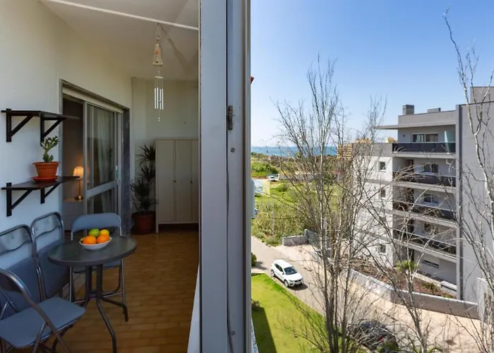 Comfort 1bdr W/pool By Lovelystay *