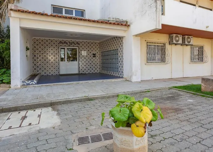 Comfort 1bdr W/pool By Lovelystay Apartament Portimão