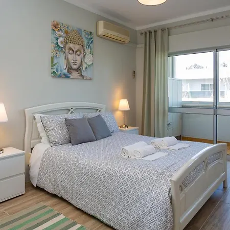 Comfort 1bdr W/pool By Lovelystay بورتيماو