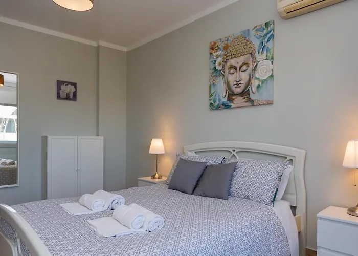 Appartamento Comfort 1bdr W/pool By Lovelystay