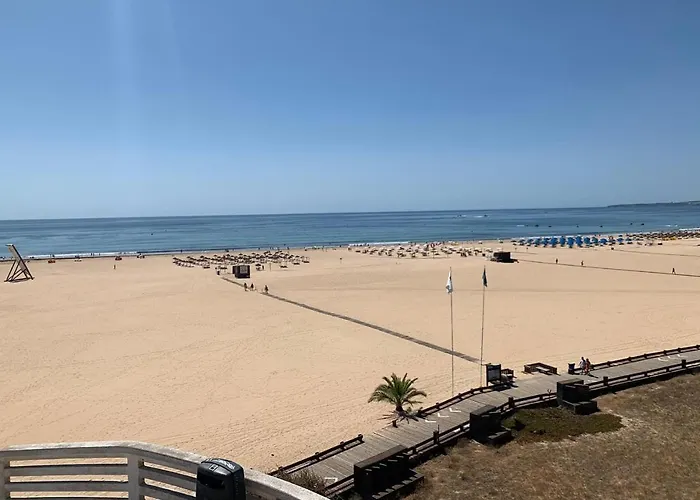 Comfort 1bdr W/pool By Lovelystay